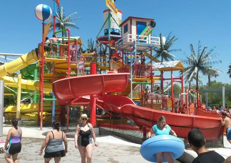 Six Flags Hurricane Harbor Los Angeles
